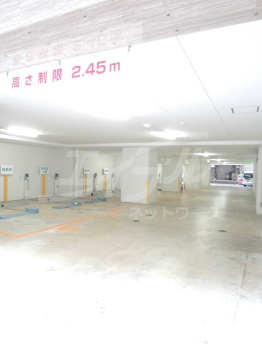  大阪メトロ御堂筋線/本町駅 徒歩5分 13階 築13年