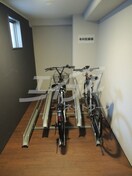  大阪メトロ御堂筋線/本町駅 徒歩5分 13階 築13年