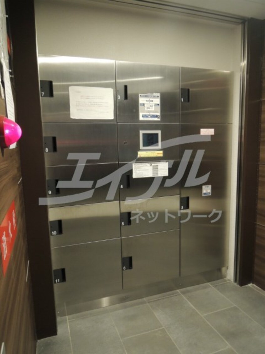  大阪メトロ御堂筋線/本町駅 徒歩5分 13階 築13年