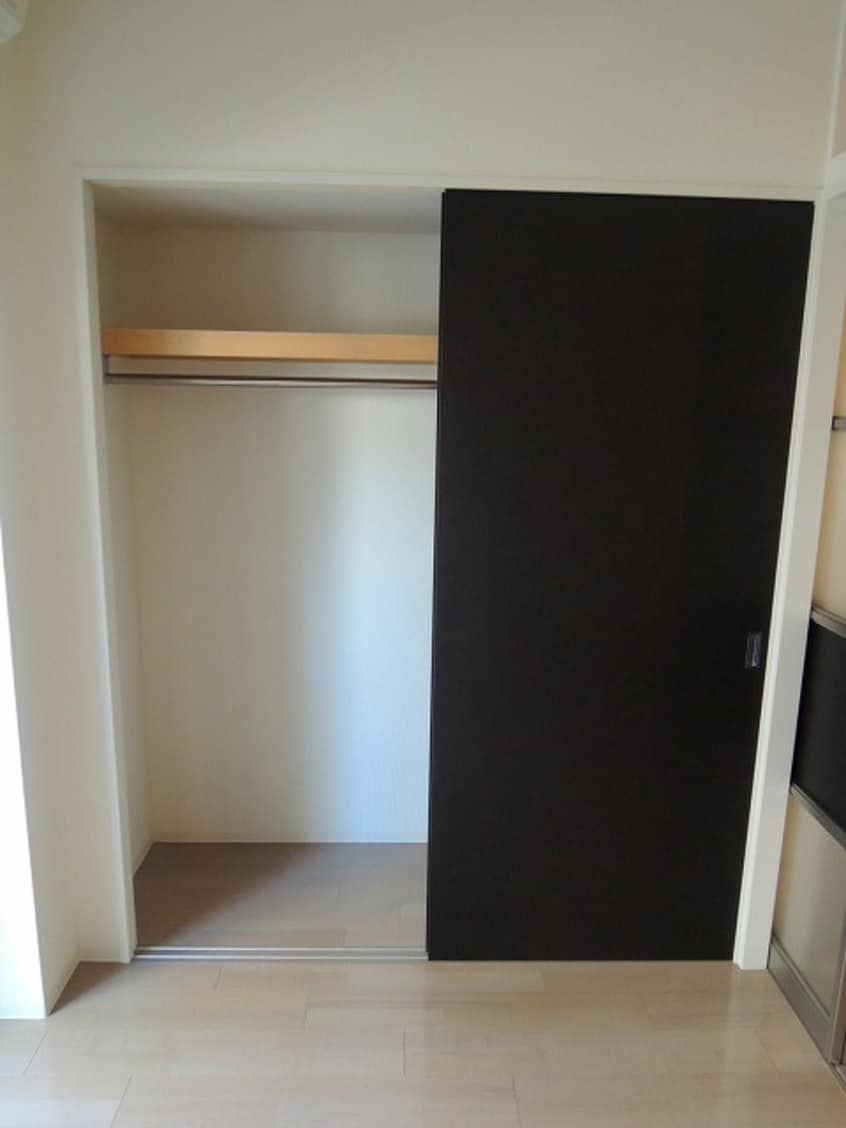  SERENiTE本町エコート