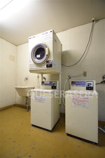  大阪メトロ谷町線/南森町駅 徒歩5分 3階 築39年