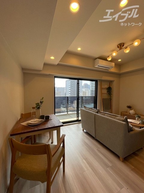  大阪メトロ谷町線/中崎町駅 徒歩4分 8階 1年未満