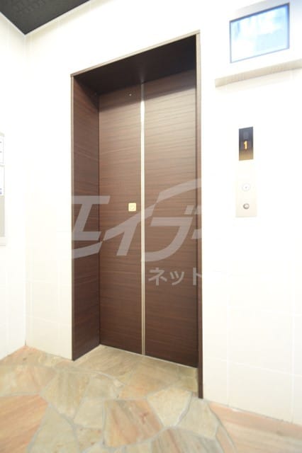  大阪環状線/福島駅 徒歩8分 4階 築9年