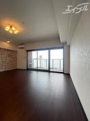 バルコニー一面窓！ 東海道本線<琵琶湖線・JR京都線>/東淀川駅 徒歩7分 7階 1年未満