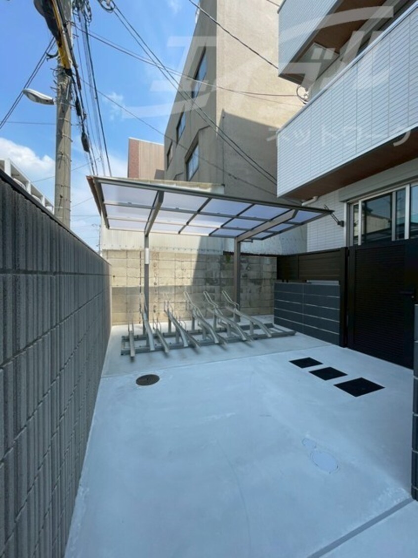  学研都市線<片町線>・JR東西線/放出駅 徒歩11分 3階 1年未満