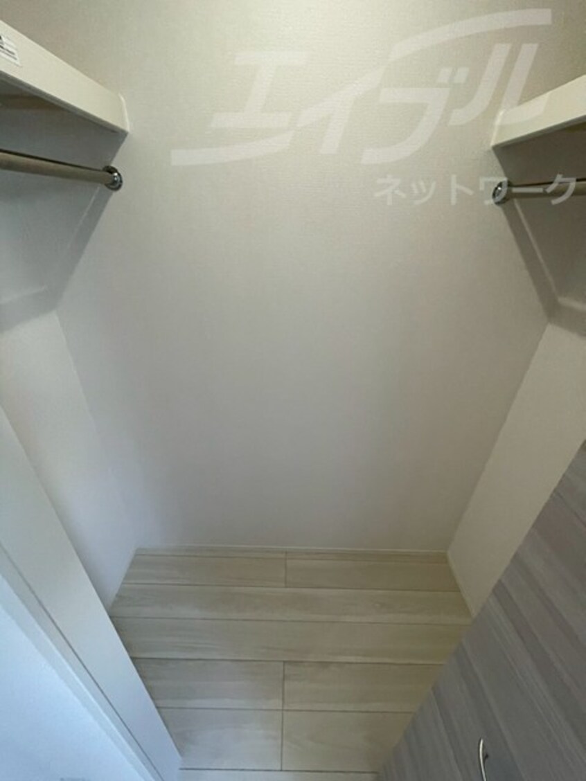  学研都市線<片町線>・JR東西線/放出駅 徒歩11分 3階 1年未満