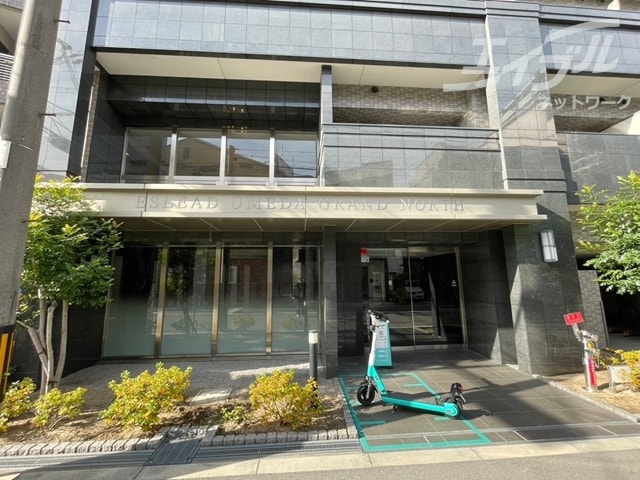 エントランスです 阪急神戸線/中津駅 徒歩5分 2階 築9年