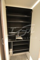  大阪メトロ四つ橋線/西梅田駅 徒歩3分 7階 築6年