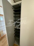  学研都市線<片町線>・JR東西線/放出駅 徒歩10分 3階 築27年