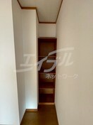  学研都市線<片町線>・JR東西線/放出駅 徒歩10分 3階 築27年