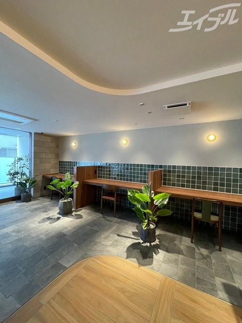  大阪メトロ御堂筋線/本町駅 徒歩4分 4階 築1年