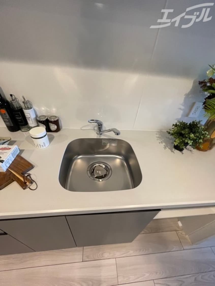  大阪メトロ御堂筋線/本町駅 徒歩4分 4階 築1年