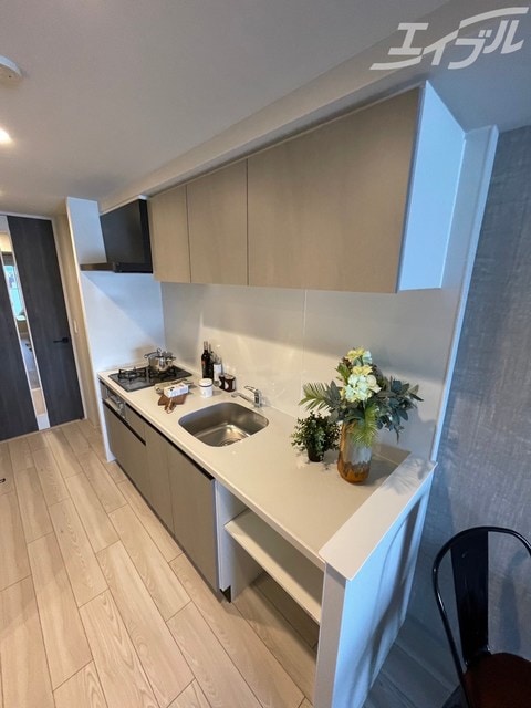  大阪メトロ御堂筋線/本町駅 徒歩4分 4階 築1年