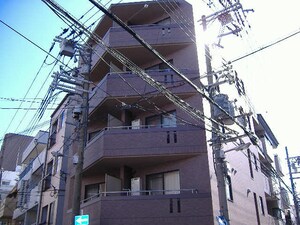 Acht HIK Residence 福島