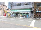 ファミリーマート新梅田スカイビル前店(コンビニ)まで423m 新梅田プライム