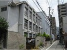 大阪市立上福島小学校(小学校)まで434m ラグザ大阪レジデンス