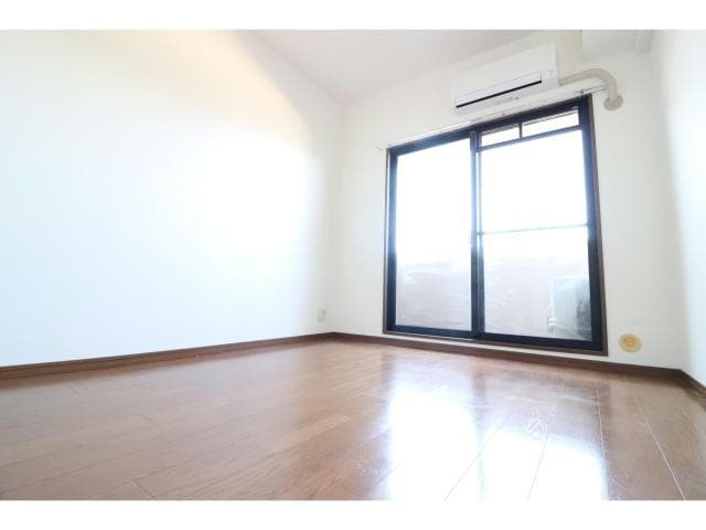  リーガル北梅田