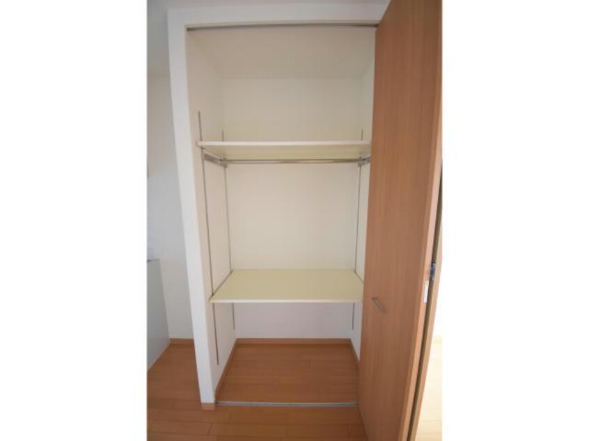  クリーデンス福島