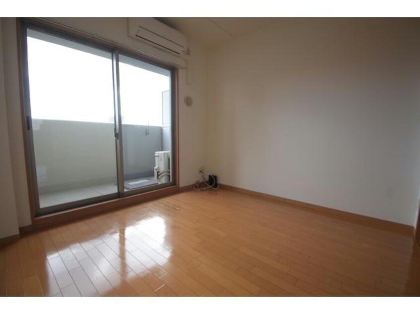  クリーデンス福島