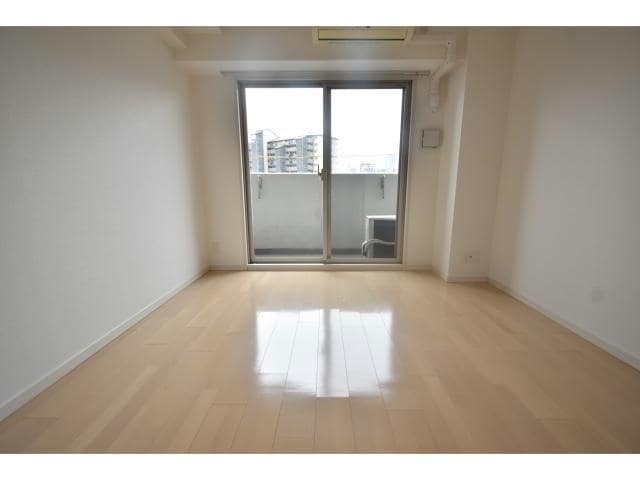  アドバンス西梅田グルーブ