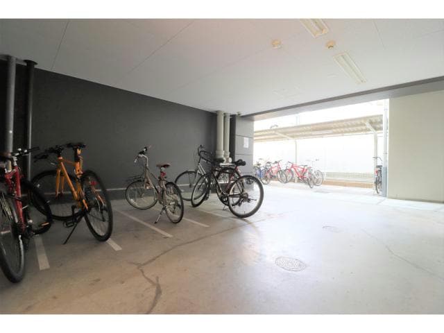  アドバンス西梅田グルーブ