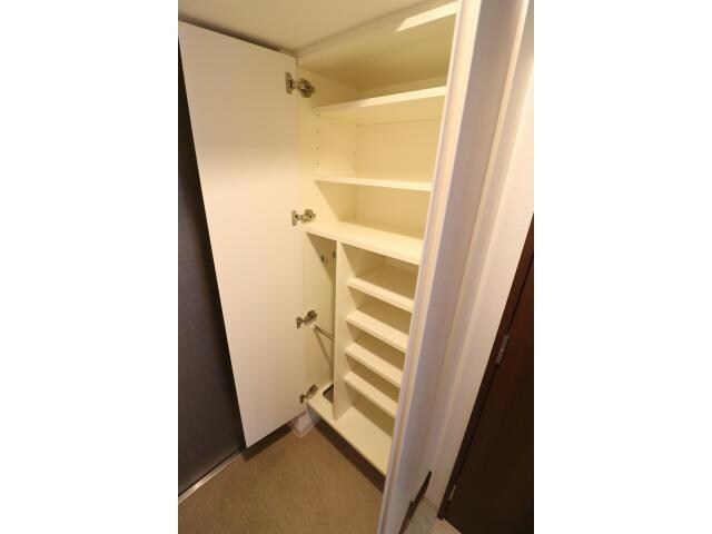  JMFレジデンス大阪福島