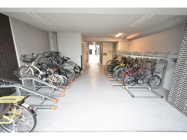  ナンバー77 UMEDA