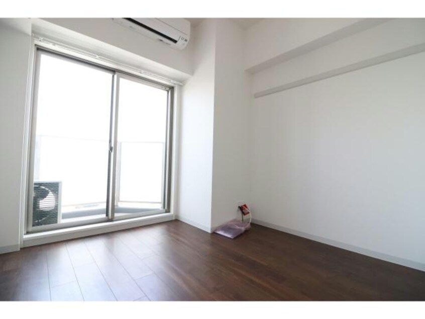  ナンバー77 UMEDA