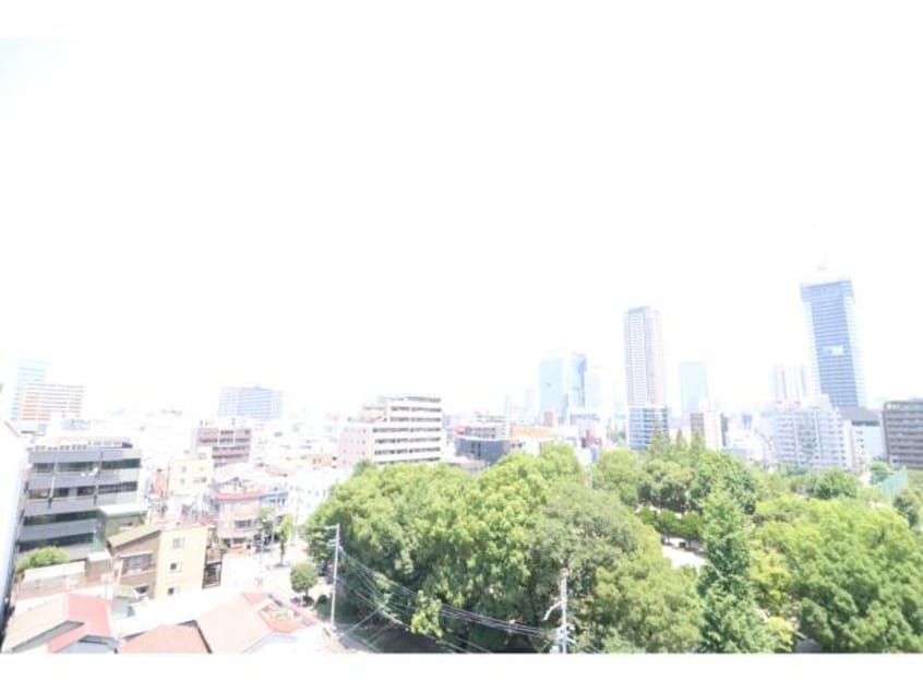  ナンバー77 UMEDA