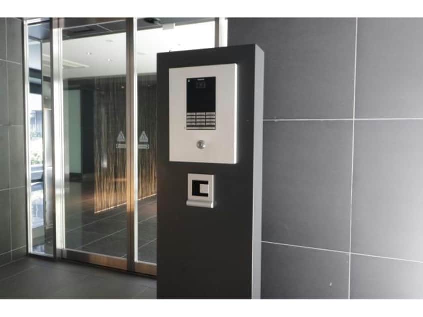  アルグラッド梅田WEST