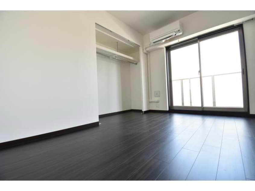  アルグラッド梅田WEST