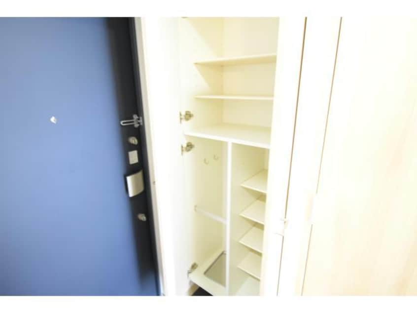  アール大阪リュクス