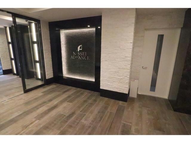  アドバンス西梅田ビオス