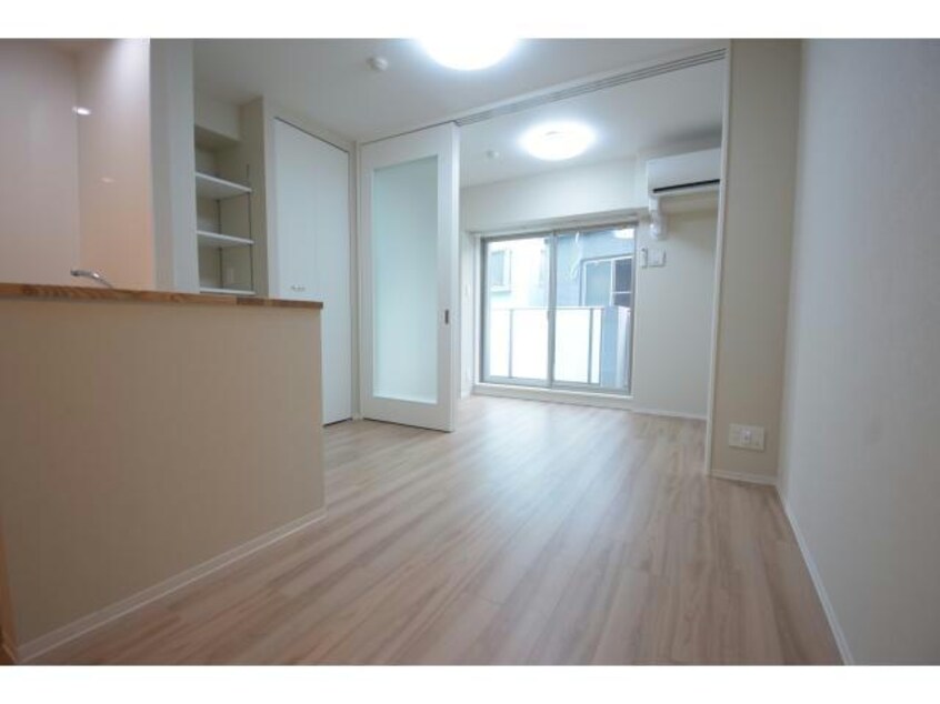  ラグレース天六