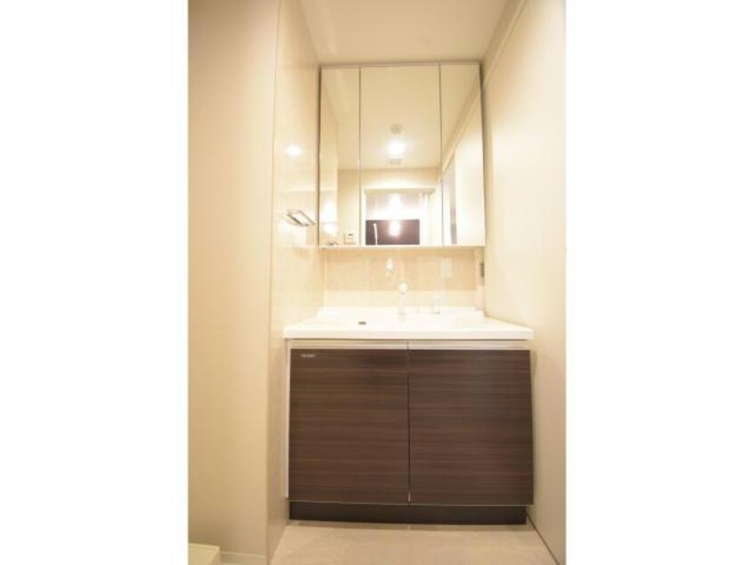  ラグレース天六