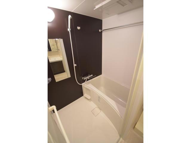  ラグレース天六