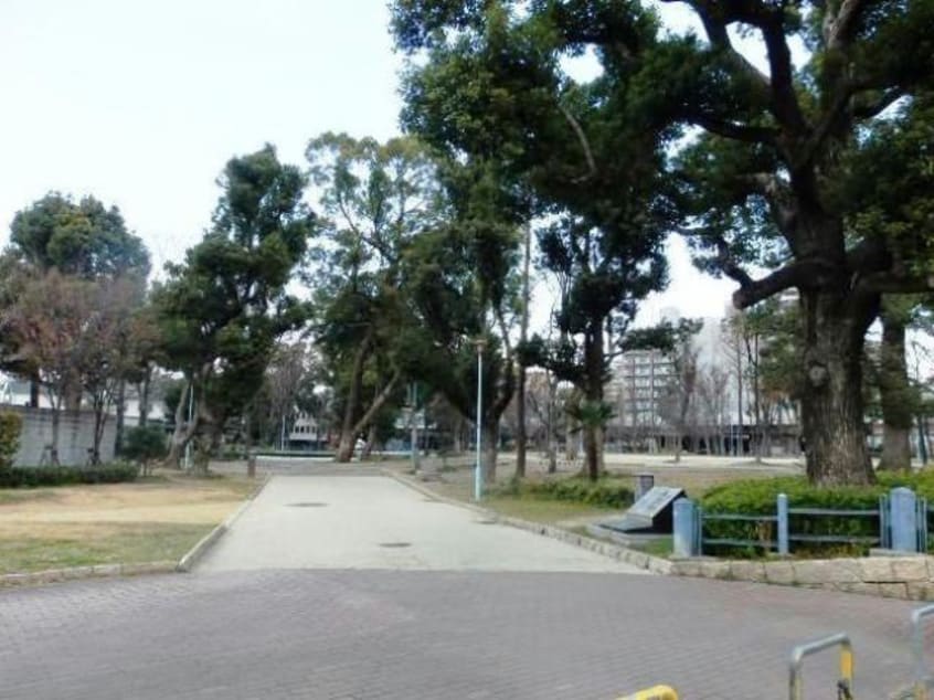 十三公園(公園)まで601m エスリードレジデンス大阪グランノースⅡ