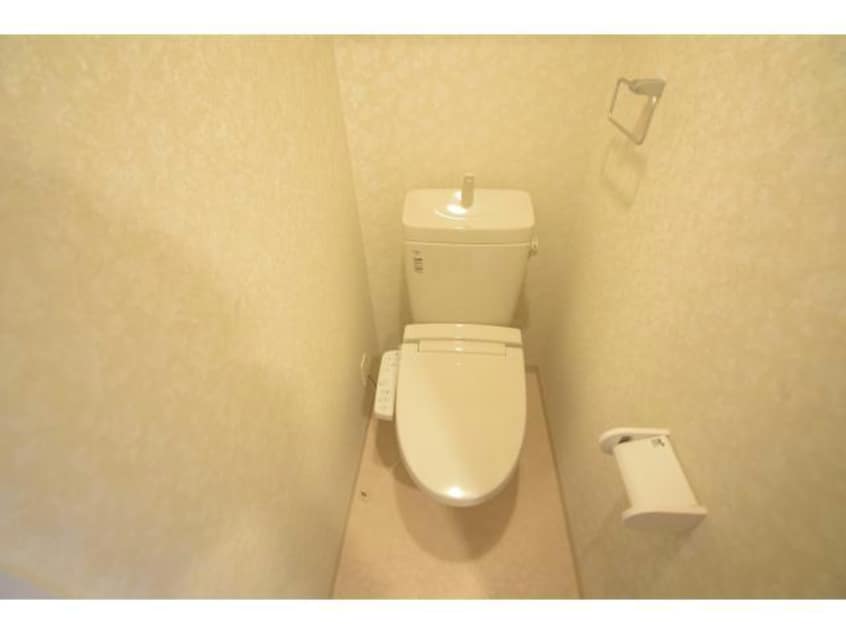  ワールドアイ梅田WEST