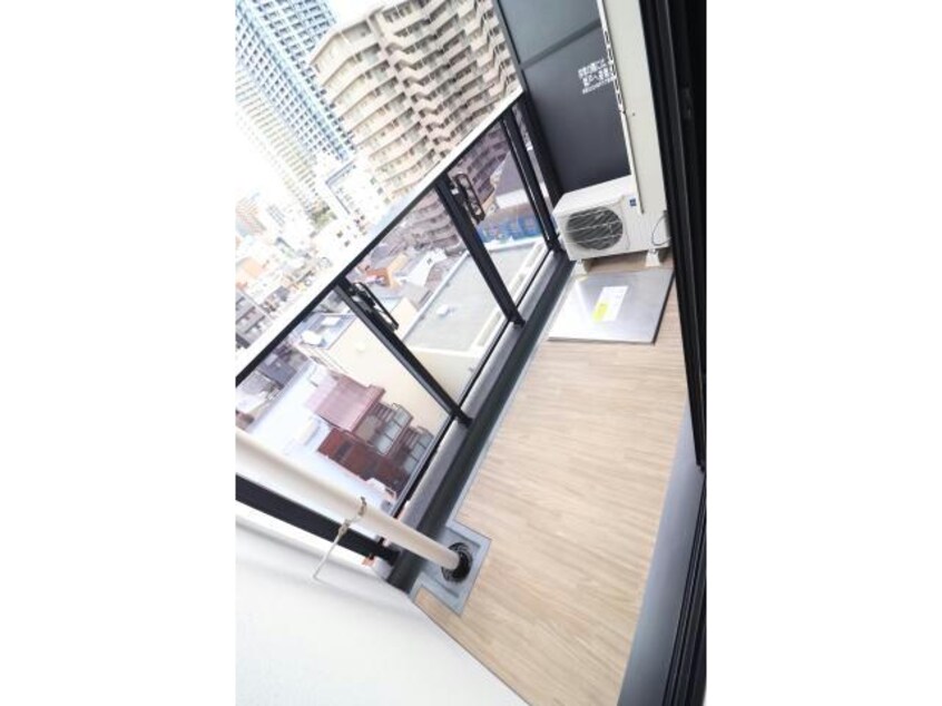  シーズンフラッツ梅田NORTH