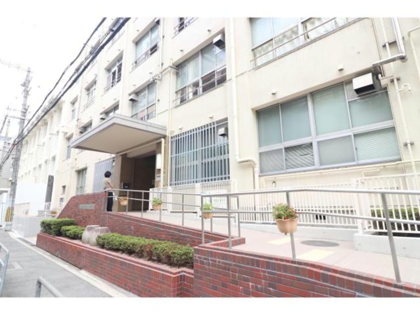 大阪市立西船場小学校(小学校)まで1206m アーバネックス本町Ⅱ