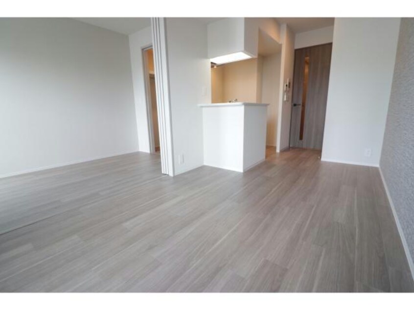  コンフォリア・リヴ本町WEST　Q