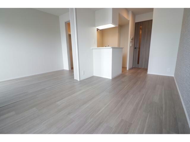  コンフォリア・リヴ本町WEST　Q