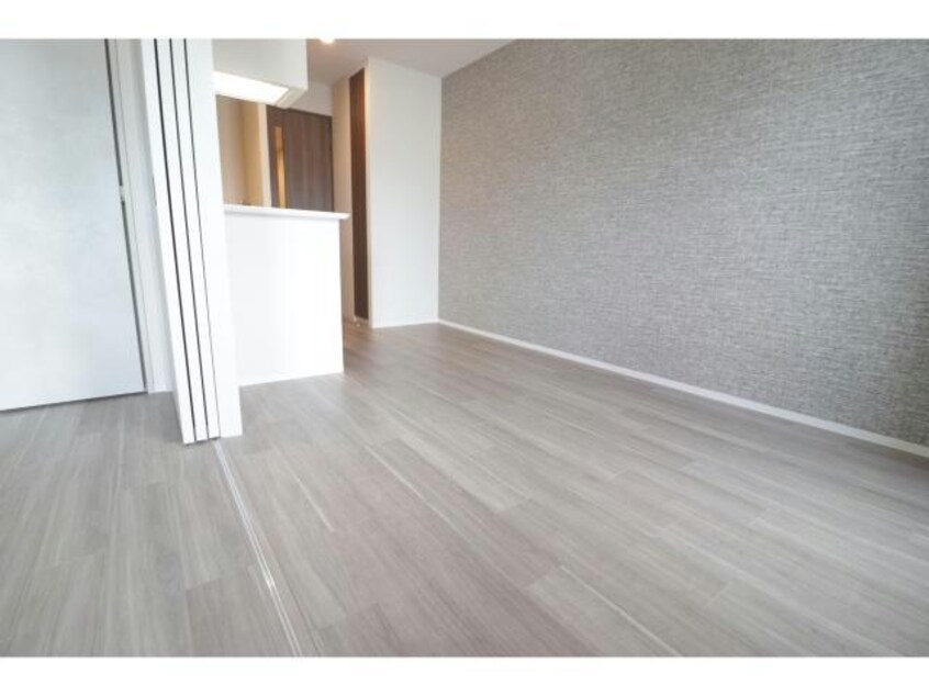  コンフォリア・リヴ本町WEST　Q