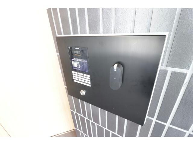  コンフォリア・リヴ本町WEST　Q