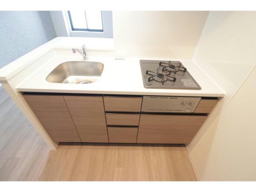  コンフォリア・リヴ本町WEST　Q