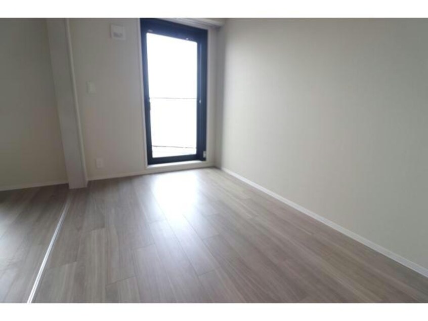  コンフォリア・リヴ本町WEST　Q