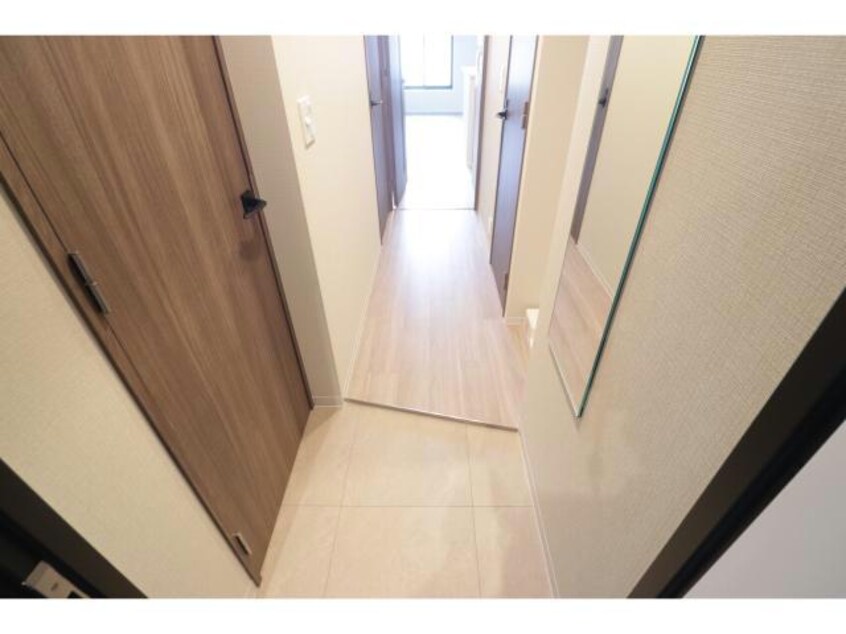  コンフォリア・リヴ本町WEST　Q