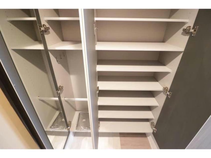  シーズンフラッツ中崎