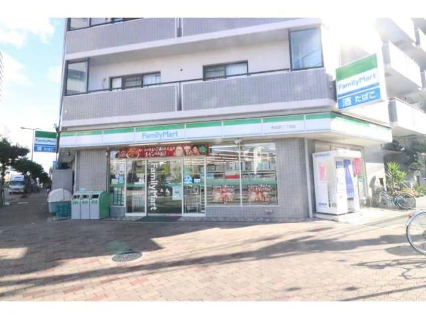 ファミリーマート西宮原二丁目店(コンビニ)まで336m セレニテ新大阪グランデ　ミリュー