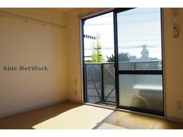 ※同建物別部屋です メゾンプロバンス